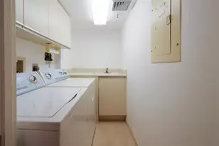 2480 Presidential Way, West Palm Beach, FL 33401 - Photo 26
