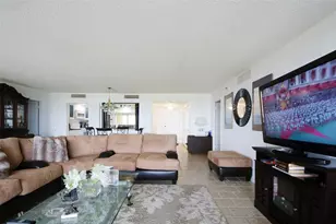 2480 Presidential Way, West Palm Beach, FL 33401 - Photo 8