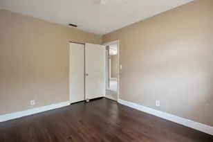 4061 N Dixie Hwy, Oakland Park, FL 33334 - Photo 12