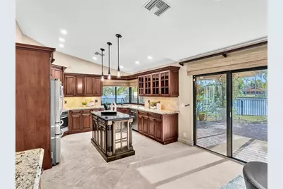 10320 NW 6th Street, Coral Springs, FL 33071 - Photo 10