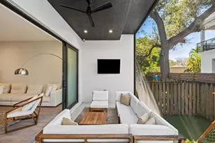 317 NE 15th Ave, Fort Lauderdale, FL 33304 - Photo 4