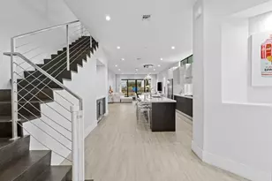 317 NE 15th Ave, Fort Lauderdale, FL 33304 - Photo 8