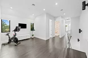 317 NE 15th Ave, Fort Lauderdale, FL 33304 - Photo 18