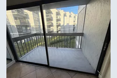 1950 N Congress Ave, Unit #201, West Palm Beach, FL 33401 - Photo 18