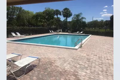 3720 N Pine Island Rd, Unit #335, Sunrise, FL 33351 - Photo 10