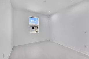 6947 Pines Cir, Coconut Creek, FL 33073 - Photo 22