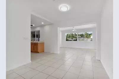 1353 SE 7th Ct, Deerfield Beach, FL 33441 - Photo 8
