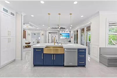 15995  Meadow Wood Drive, Wellington, FL 33414 - Photo 40