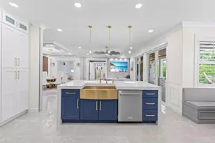 15995 Meadow Wood Dr, Wellington, FL 33414 - Photo 40