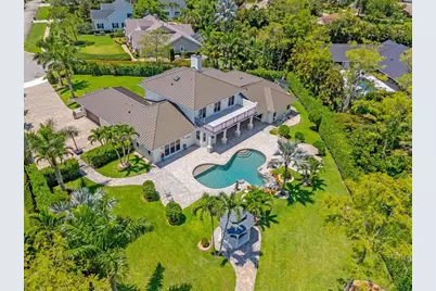 15995  Meadow Wood Drive, Wellington, FL 33414 - Photo 2