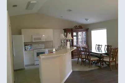 865  Helm, Palm Bay, FL 32907 - Photo 4