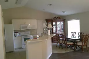 865 Helm, Palm Bay, FL 32907 - Photo 4