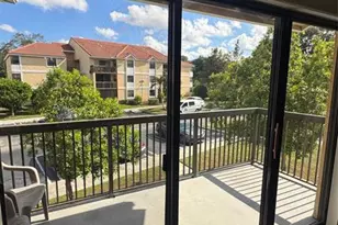 5681 Riverside Dr, Pompano Beach, FL 33067 - Photo 8