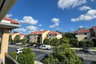 5681 Riverside Dr, Pompano Beach, FL 33067 - Photo 10