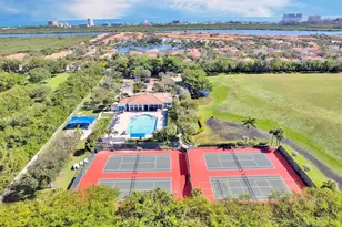1546 Yellowheart Way, Hollywood, FL 33019 - Photo 42