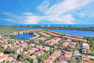 1546  Yellowheart Way, Hollywood, FL 33019 - Photo 40