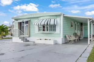 8517 SW 16th Pl, Davie, FL 33324 - Photo 1