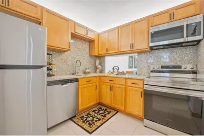 2856  Garden Dr, Unit #106, Lake Worth, FL 33461 - Photo 1