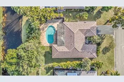 1803 NW 88th Way, Coral Springs, FL 33071 - Photo 4