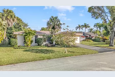 1803 NW 88th Way, Coral Springs, FL 33071 - Photo 2