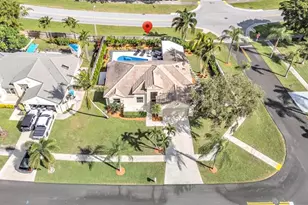 24 Dogwood Cir, Boynton Beach, FL 33436 - Photo 16