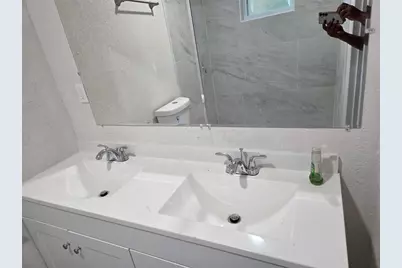 405 SW 79th Ter, North Lauderdale, FL 33068 - Photo 18