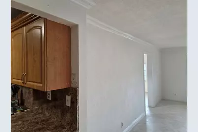 405 SW 79th Ter, North Lauderdale, FL 33068 - Photo 40