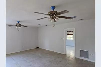 405 SW 79th Ter, North Lauderdale, FL 33068 - Photo 38