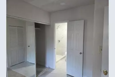 405 SW 79th Ter, North Lauderdale, FL 33068 - Photo 30