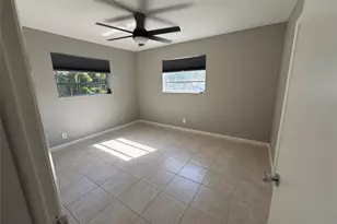 1012 SE 15th St, Fort Lauderdale, FL 33316 - Photo 4