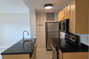 815 Middle River Dr, Fort Lauderdale, FL 33304 - Photo 8