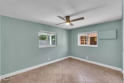 4541 NE 6th Ter, Deerfield Beach, FL 33064 - Photo 20