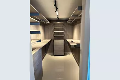 488 NE 18th St, Unit #2010, Miami, FL 33132 - Photo 8