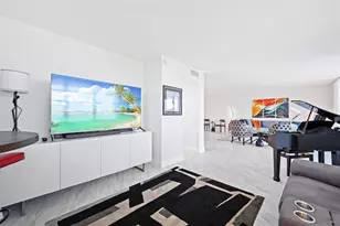 3505 Oaks Way, Pompano Beach, FL 33069 - Photo 6