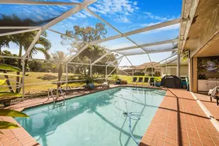 1558 Grantham Dr, Wellington, FL 33414 - Photo 10