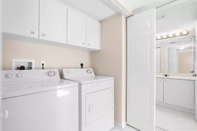 7763  Southampton Ter, Unit #215, Tamarac, FL 33321 - Photo 16