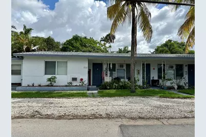 1721 NE 9th St, Unit #3, Fort Lauderdale, FL 33304 - Photo 6