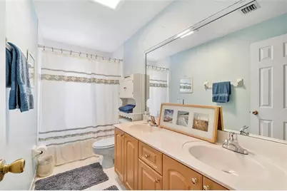 466 E Royal Cove Cir, Davie, FL 33325 - Photo 18