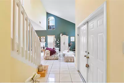 466 E Royal Cove Cir, Davie, FL 33325 - Photo 4