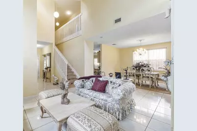 466 E Royal Cove Cir, Davie, FL 33325 - Photo 16