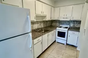 7511 Venetian St, Miramar, FL 33023 - Photo 2