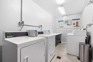 300 NE 19th Ct, Wilton Manors, FL 33305 - Photo 16