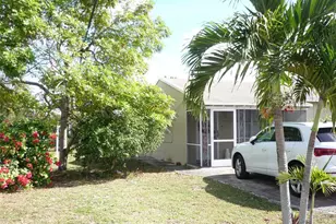 1444 NE 3rd Ave, Fort Lauderdale, FL 33304 - Photo 2
