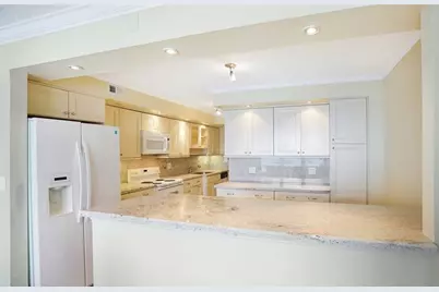 3500  Galt Ocean Dr, Unit #710, Fort Lauderdale, FL 33308 - Photo 4