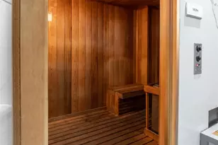 460 NE 28th St, Miami, FL 33137 - Photo 32