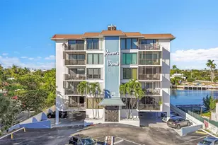 1839 Middle River Dr, Fort Lauderdale, FL 33305 - Photo 38