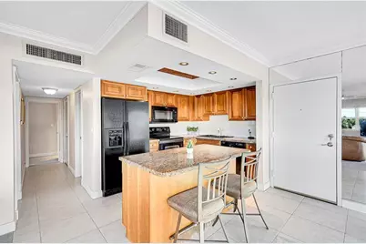 1839  Middle River Dr, Unit #302, Fort Lauderdale, FL 33305 - Photo 8