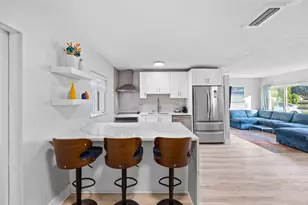 561 NE 61st St, Oakland Park, FL 33334 - Photo 6