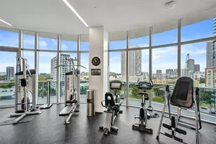 488 NE 18th St, Miami, FL 33132 - Photo 30