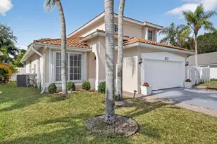 1023 Fairfax Circle, Boynton Beach, FL 33436 - Photo 2